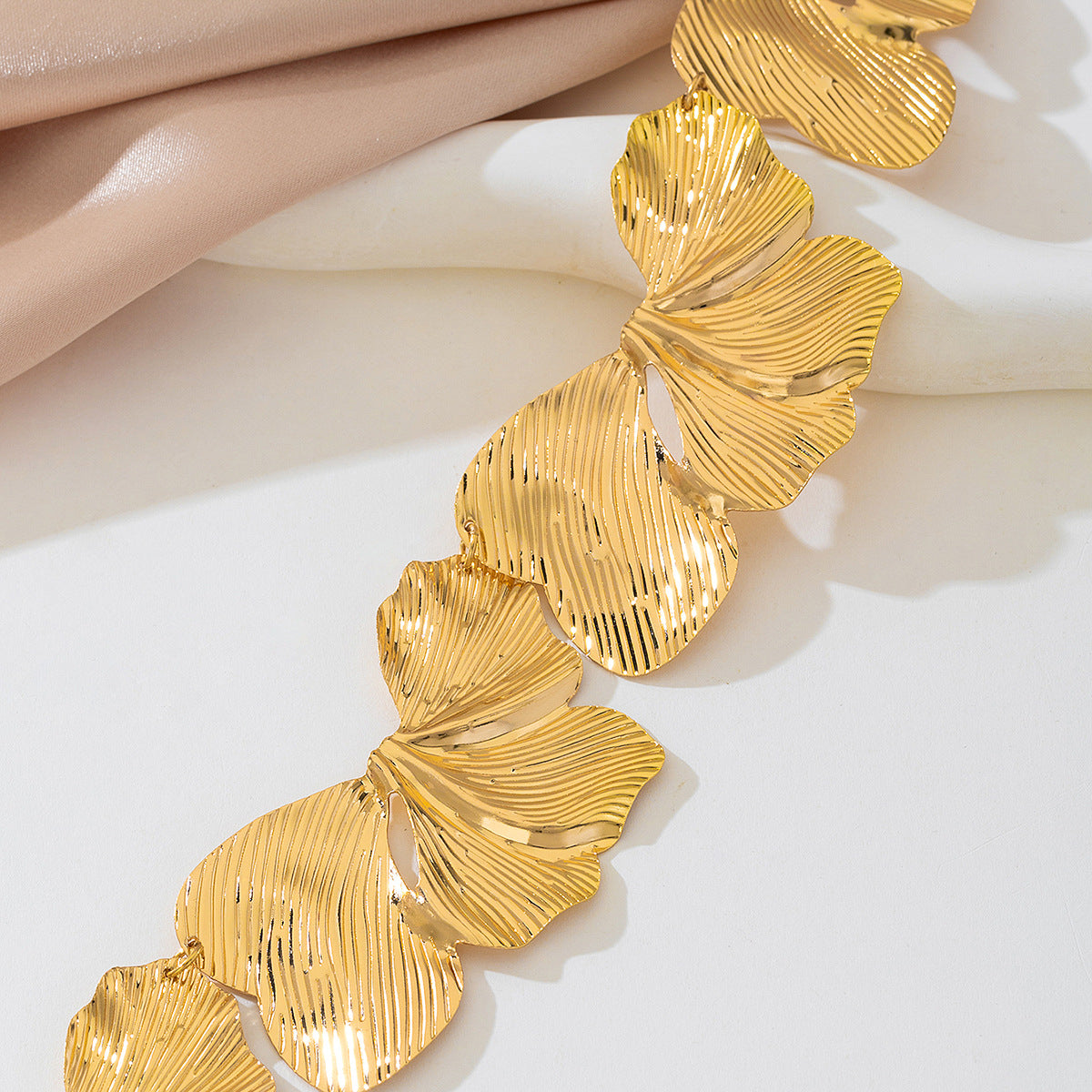 SILUEEN™- Dichiarazione del petalo dorato 