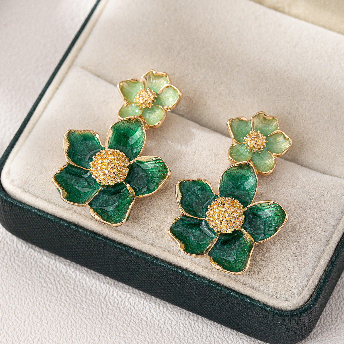 SILUEEN™ - Green Bloom