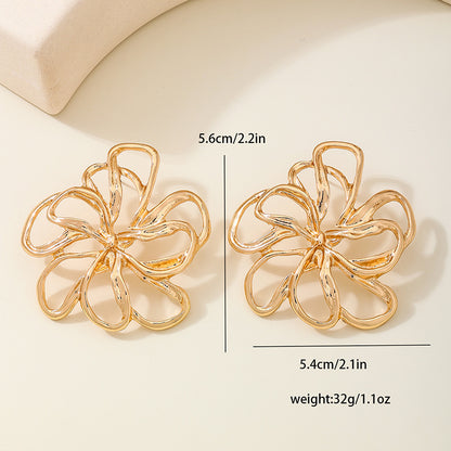 SILUEEN™ - Orecchini a forma di fiore scolpito 