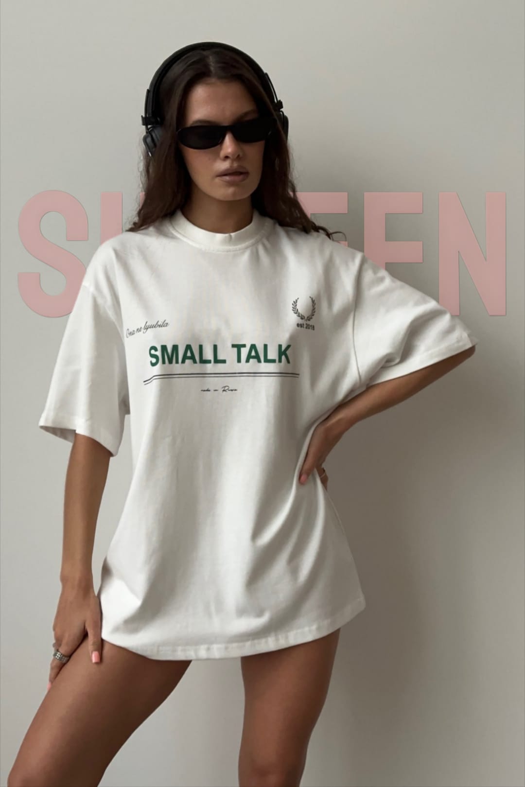SILUEEN™-  Camiseta Small Talk